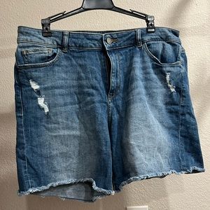 Karlie boyfriend shorts